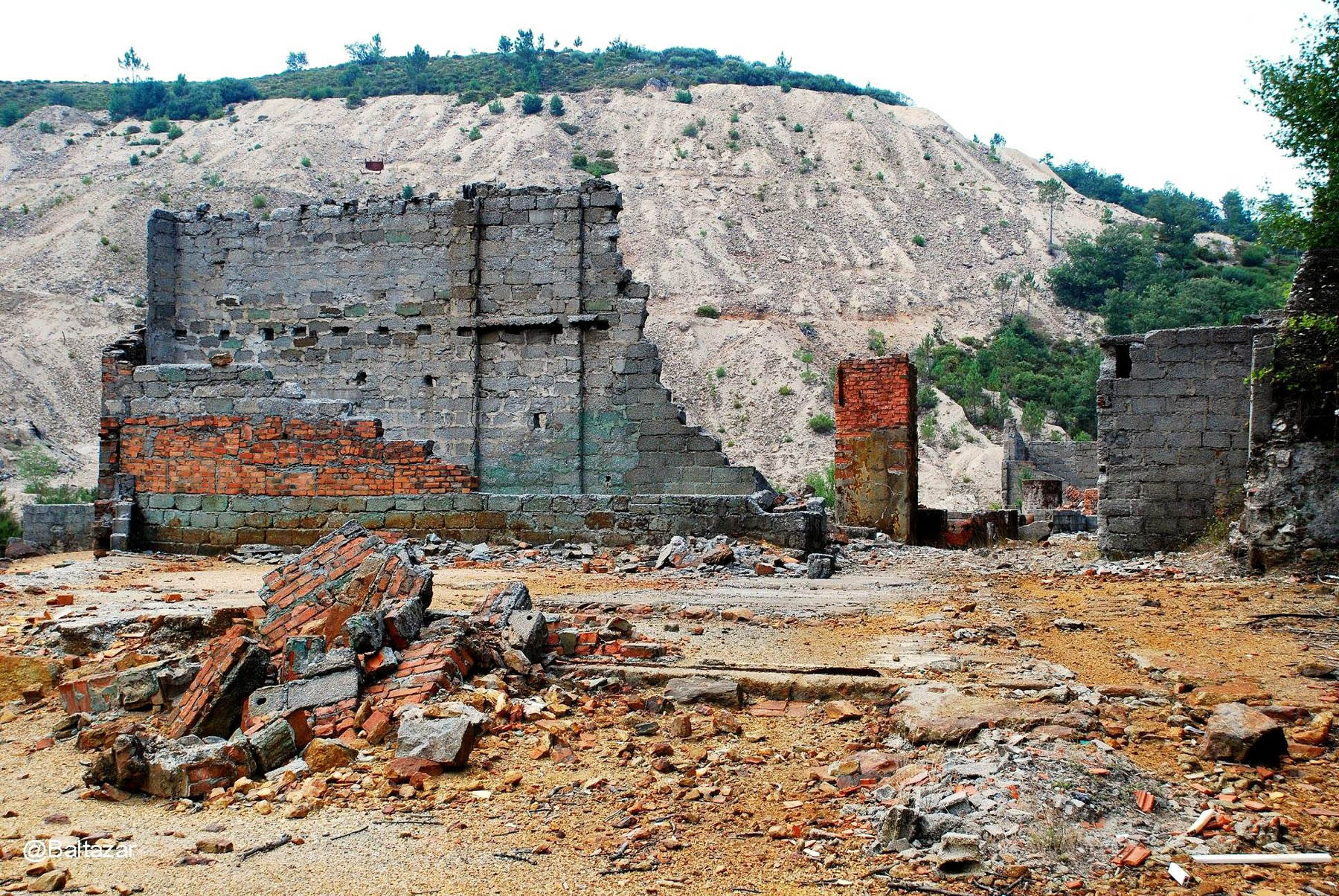 Abandoned mine waste piles in Borralha